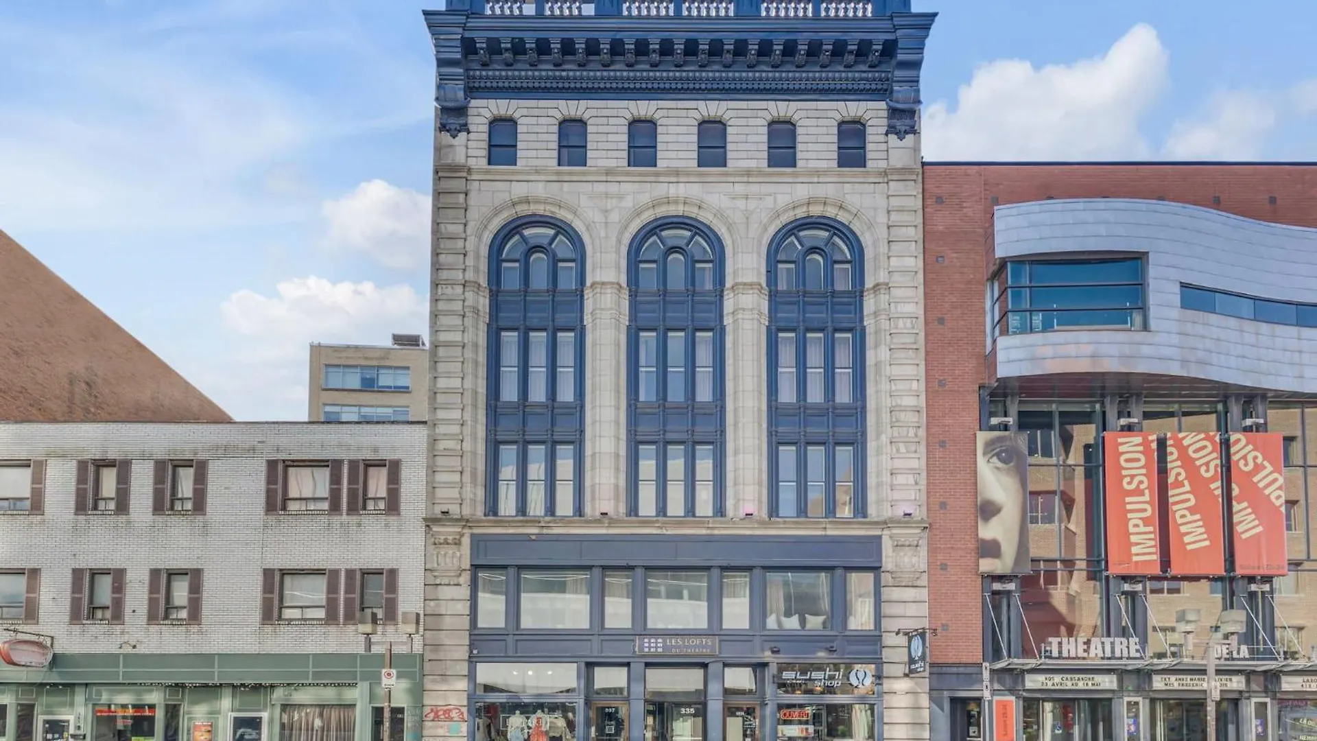 Initial / Icone / Quebec+Stat Apartment Canada