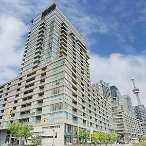 Three-bedroom With Free Parking Nearby Cn Tower With Lake View Apartment Toronto