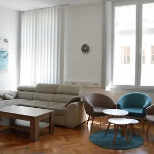 Trdinova Apartment Ljubljana